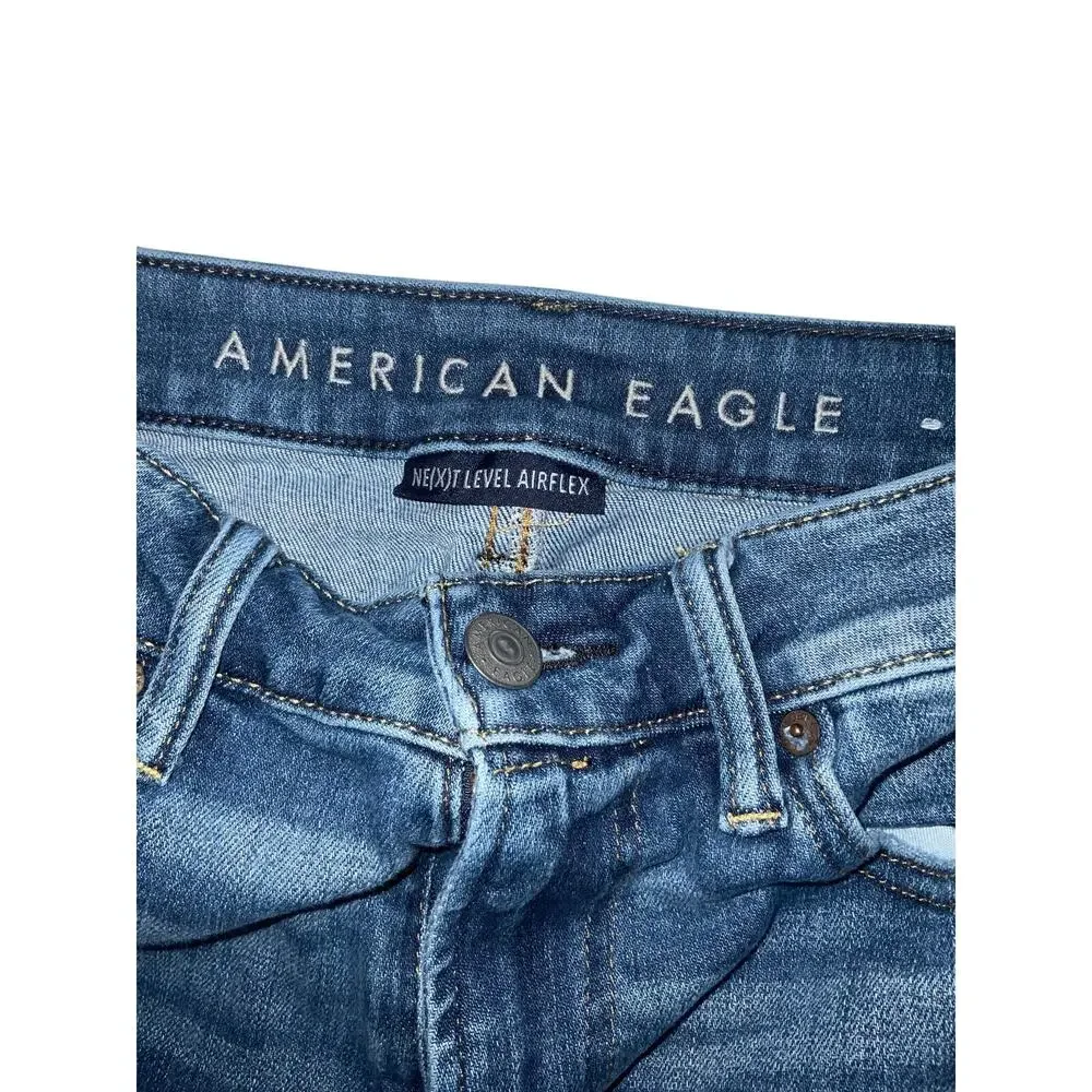 American Eagle Blue Wash Relaxed Straight Next Level Airflex Jeans Size 31 X 32